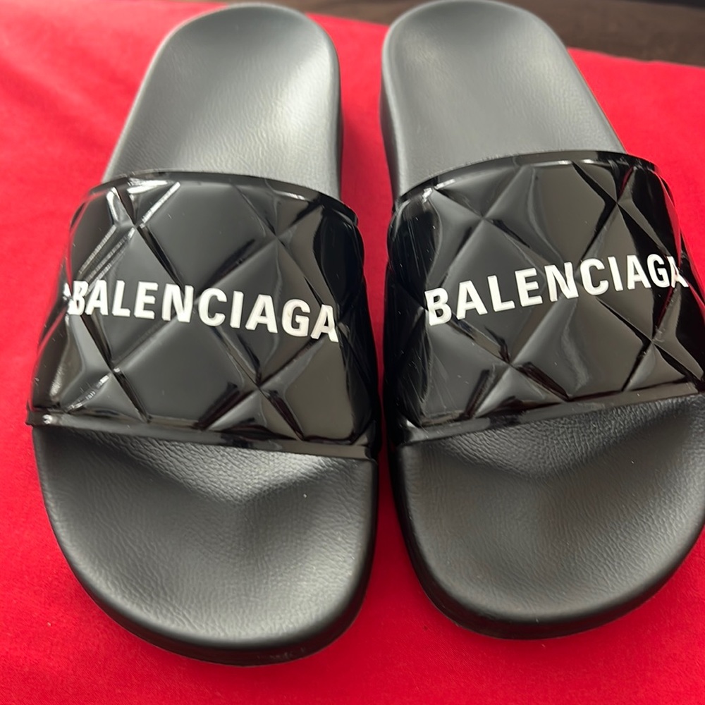 Balenciaga Patent Slide